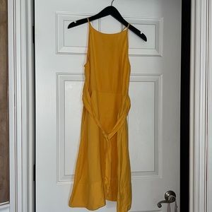 Dress gently worn a couple times